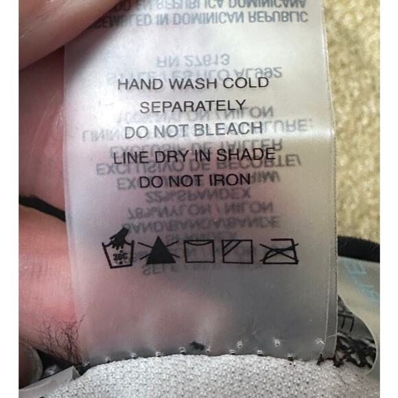 Bleu Rod Beattie Black Burgundy Colorblock One PC Swimsuit Women's Size 4 - Picture 5 of 6